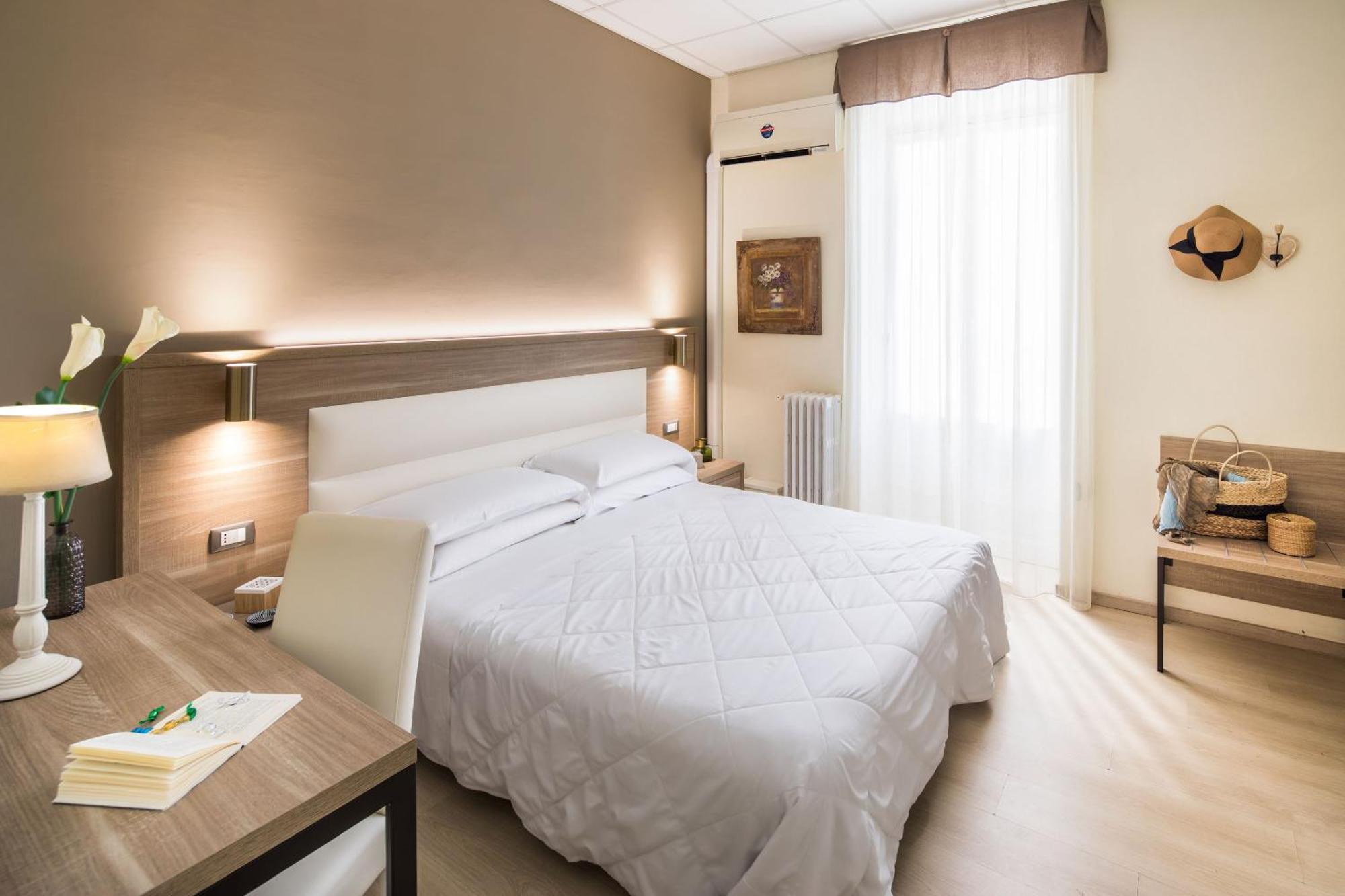 Hotel Tina Ντιάνο Μαρίνα Εξωτερικό φωτογραφία