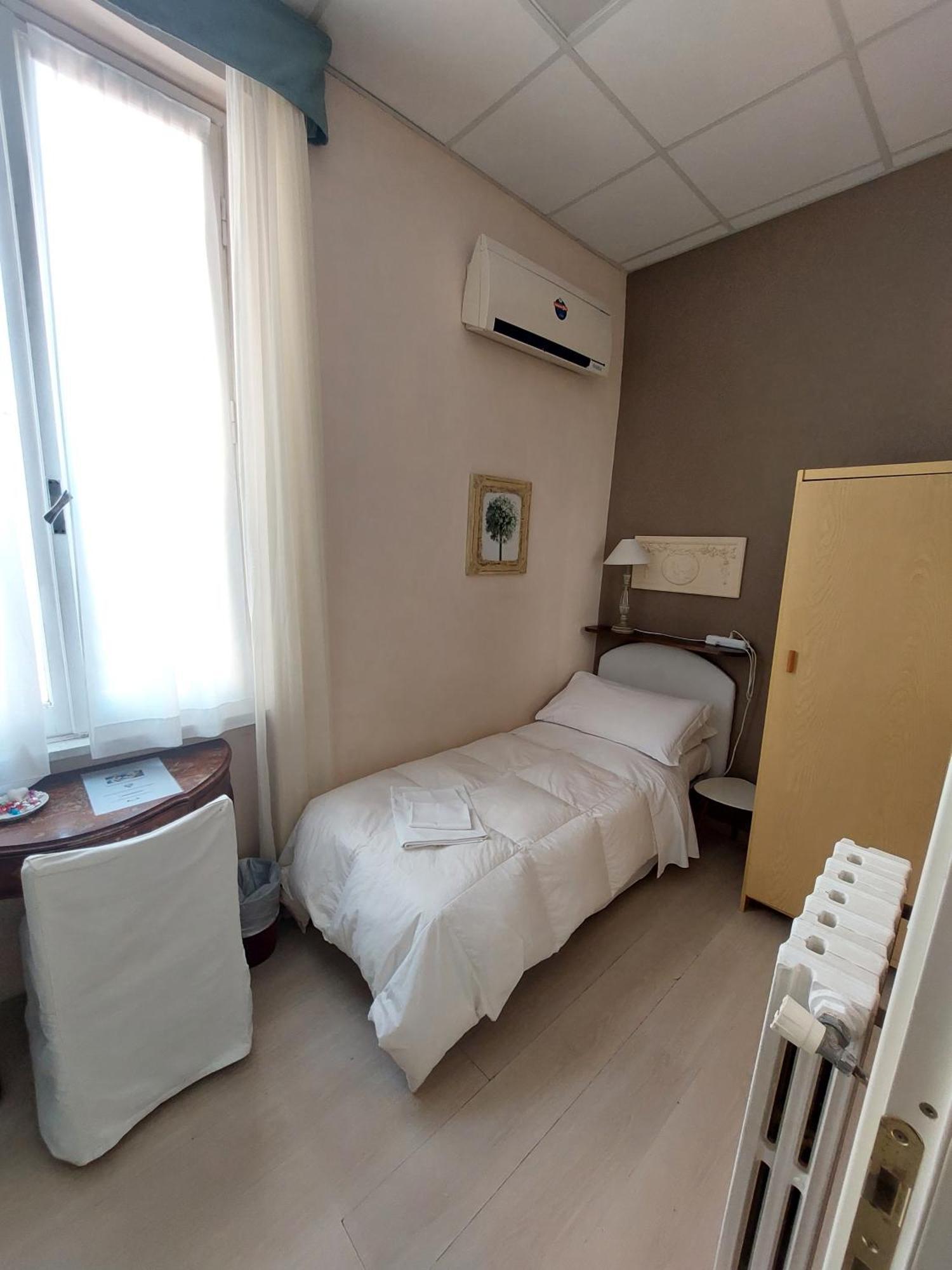 Hotel Tina Ντιάνο Μαρίνα Εξωτερικό φωτογραφία